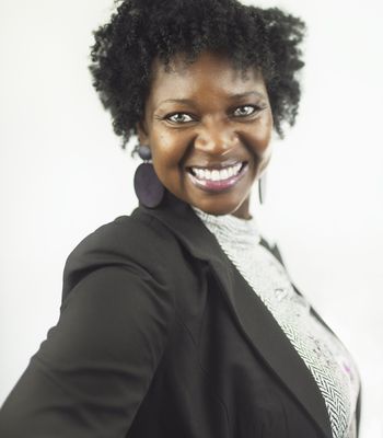 Portrait of Quantine Myles, Realtor®.