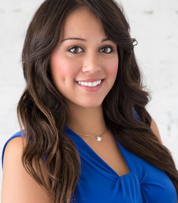 Portrait of Erica Verret, Realtor®.