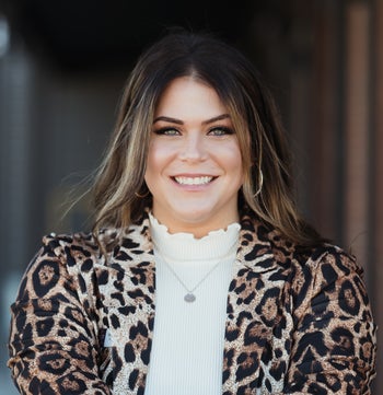 Portrait of Marie Riggs, Realtor®